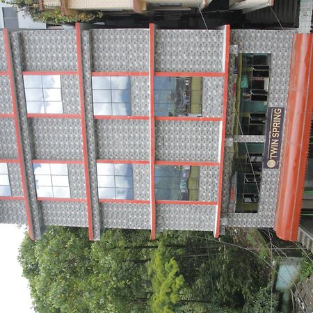 Hotel Twin Spring à Gangtok Extérieur photo